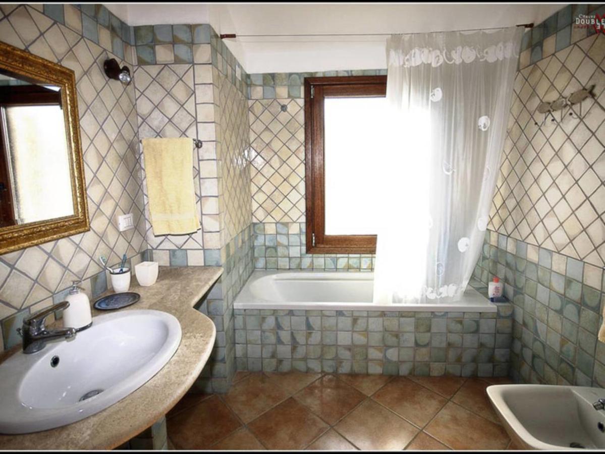 La Sima Villa Con Piscina Vista Mare San Pantaleo Sardegna Екстериор снимка