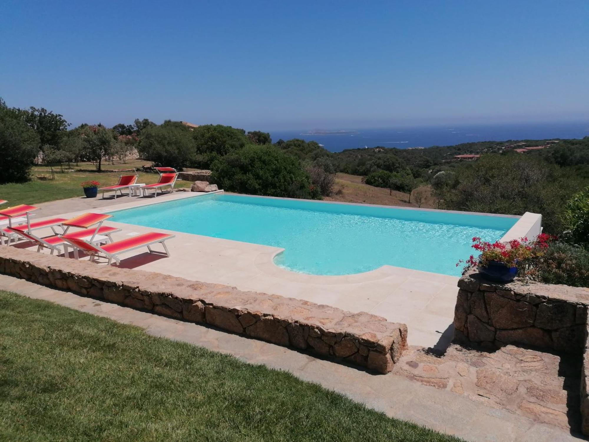 La Sima Villa Con Piscina Vista Mare San Pantaleo Sardegna Екстериор снимка