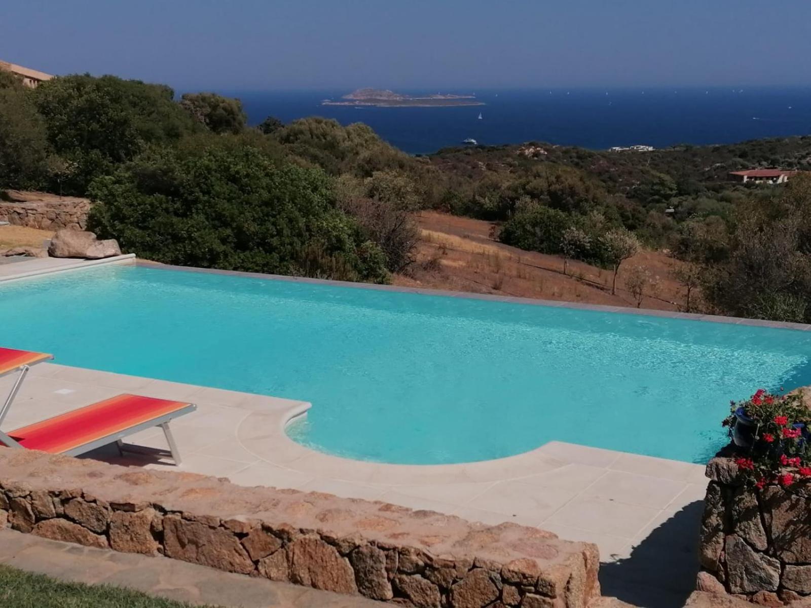 La Sima Villa Con Piscina Vista Mare San Pantaleo Sardegna Екстериор снимка