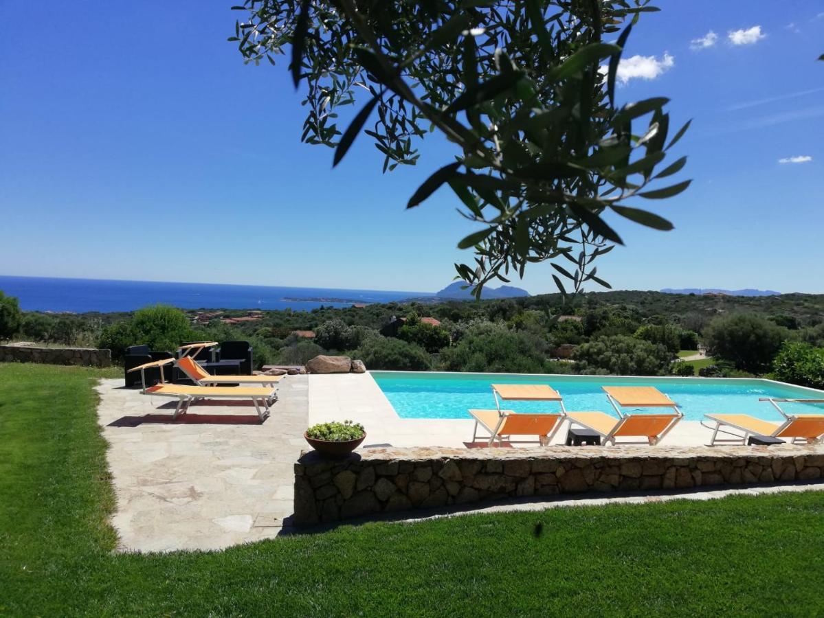La Sima Villa Con Piscina Vista Mare San Pantaleo Sardegna Екстериор снимка